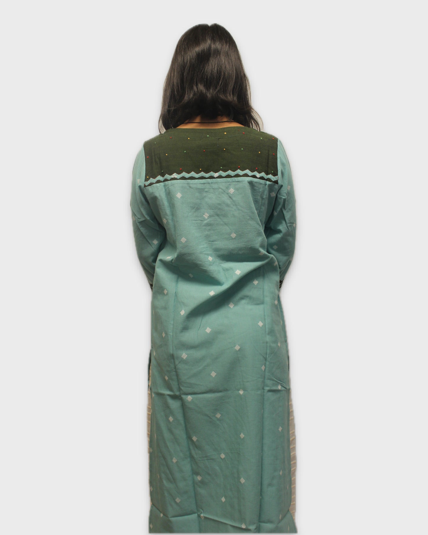 Handcrafted Cotton Kurta with Appliqué Details - Turquoise