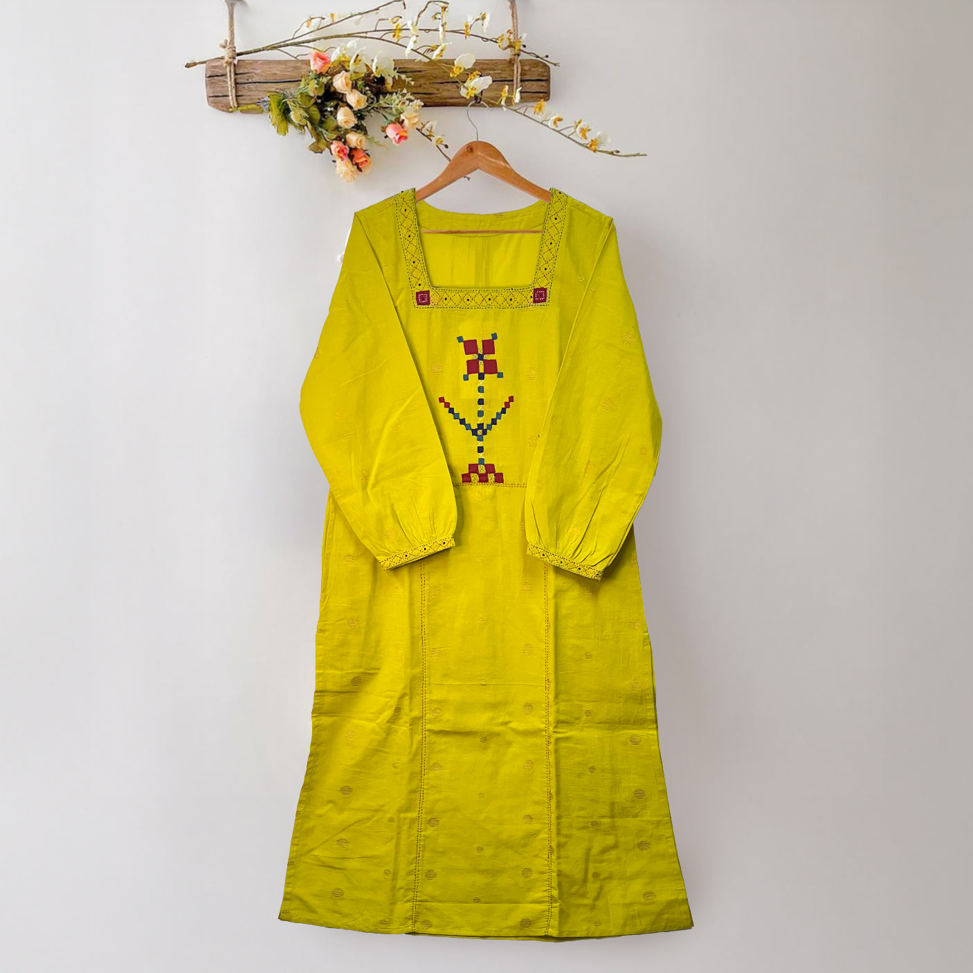 Vanraji Applique Kurta