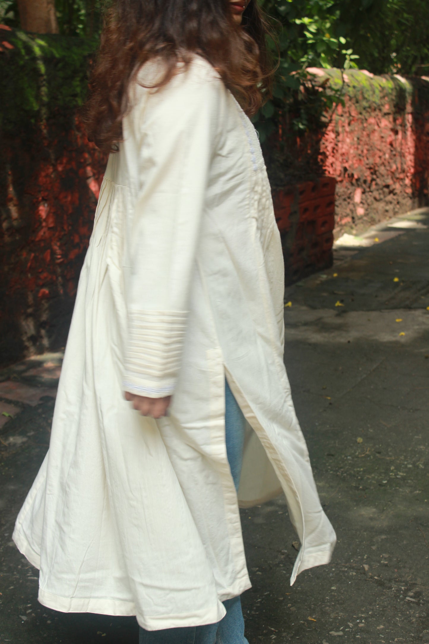 Graceful Threads Pintuck Appliqué Cotton Kurta - Off White