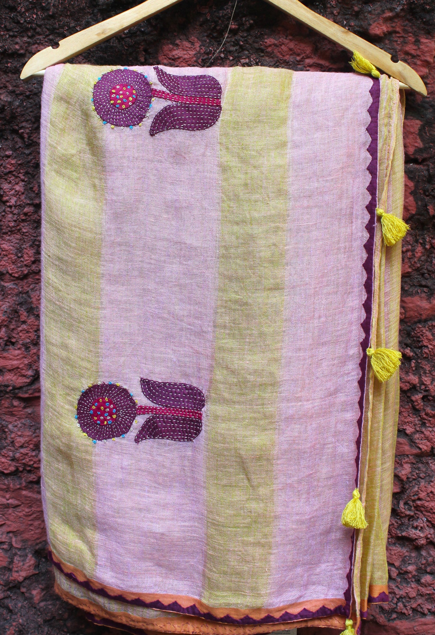 Handcrafted Linen Saree