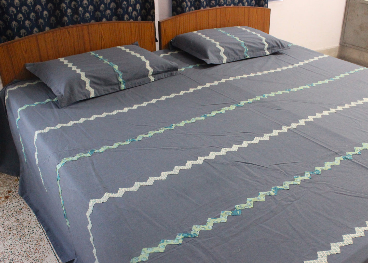 Waves Of Elegance Bedcover