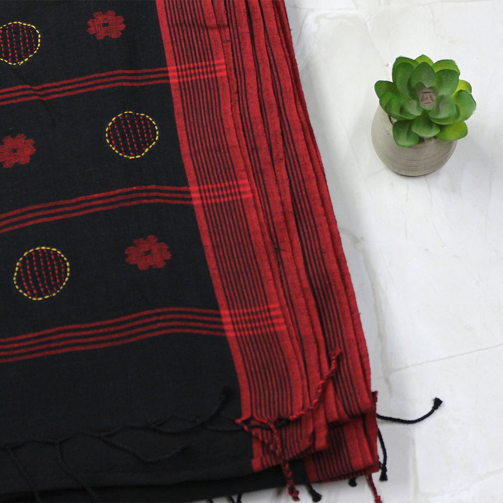 Shyaama Handloom & Handcrafted Saree