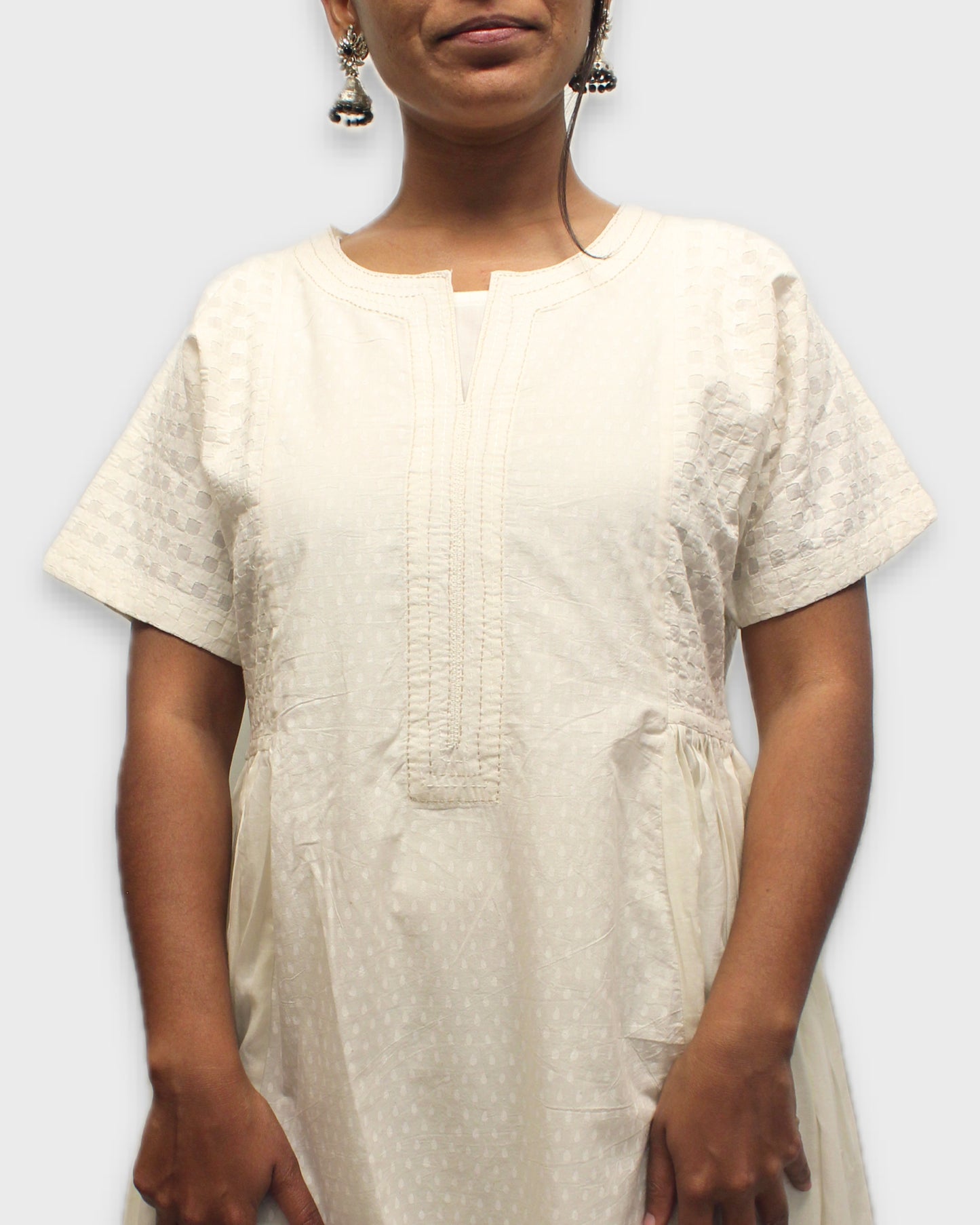 Ivory Elegance Appliqué Kurta