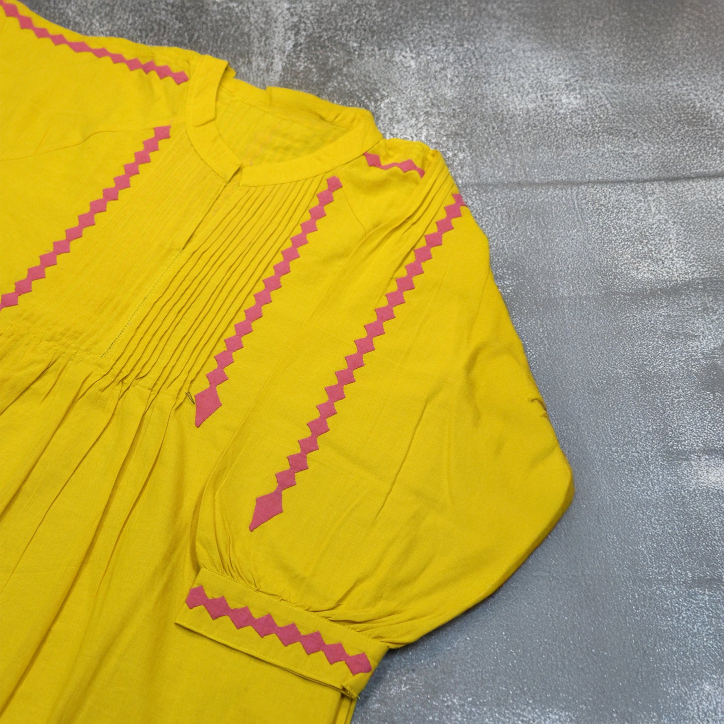 Rivaayat Pintuck Kurta – Dark Mustard
