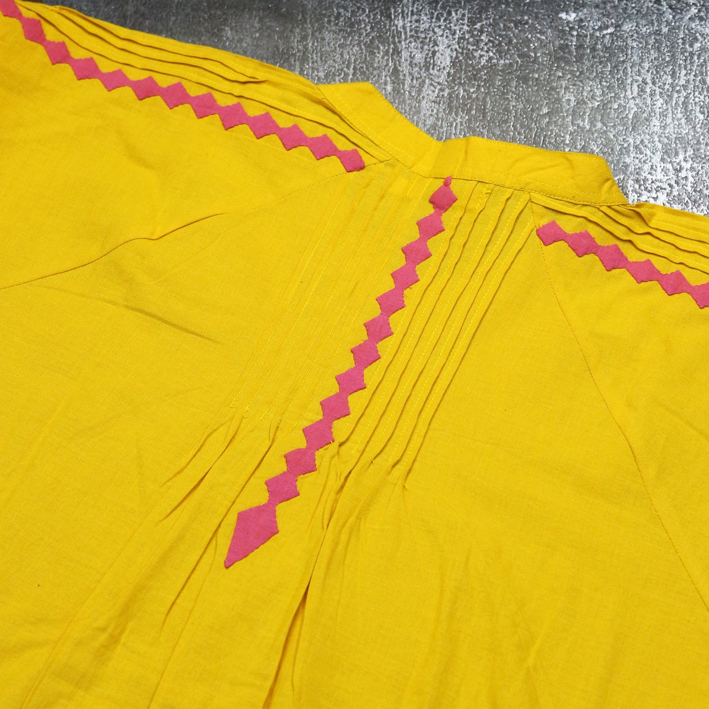 Rivaayat Pintuck Kurta – Dark Mustard
