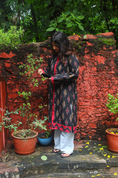 Avadavat Ikat Kurta