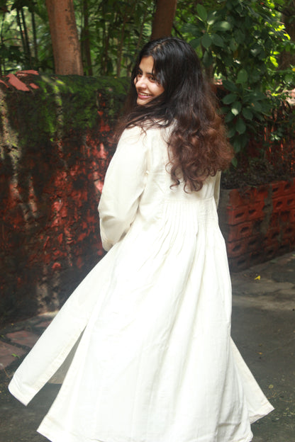 Graceful Threads Pintuck Appliqué Cotton Kurta - Off White