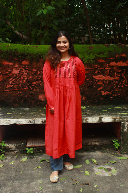 Graceful Threads Pintuck Appliqué Cotton Kurta - Orange