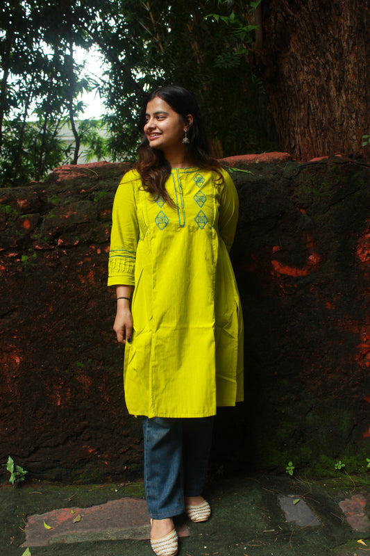 Nazm Pintuck Kurta - Green