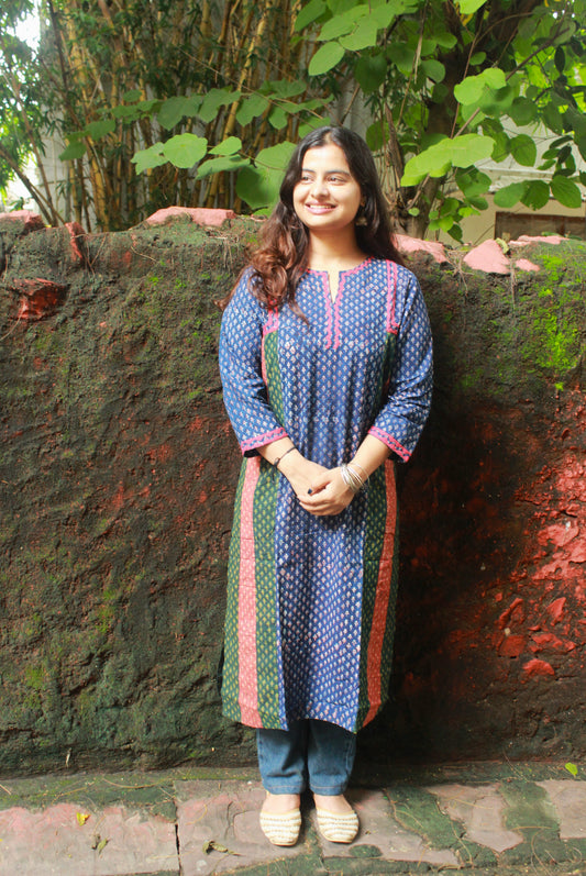 Kali Kurta