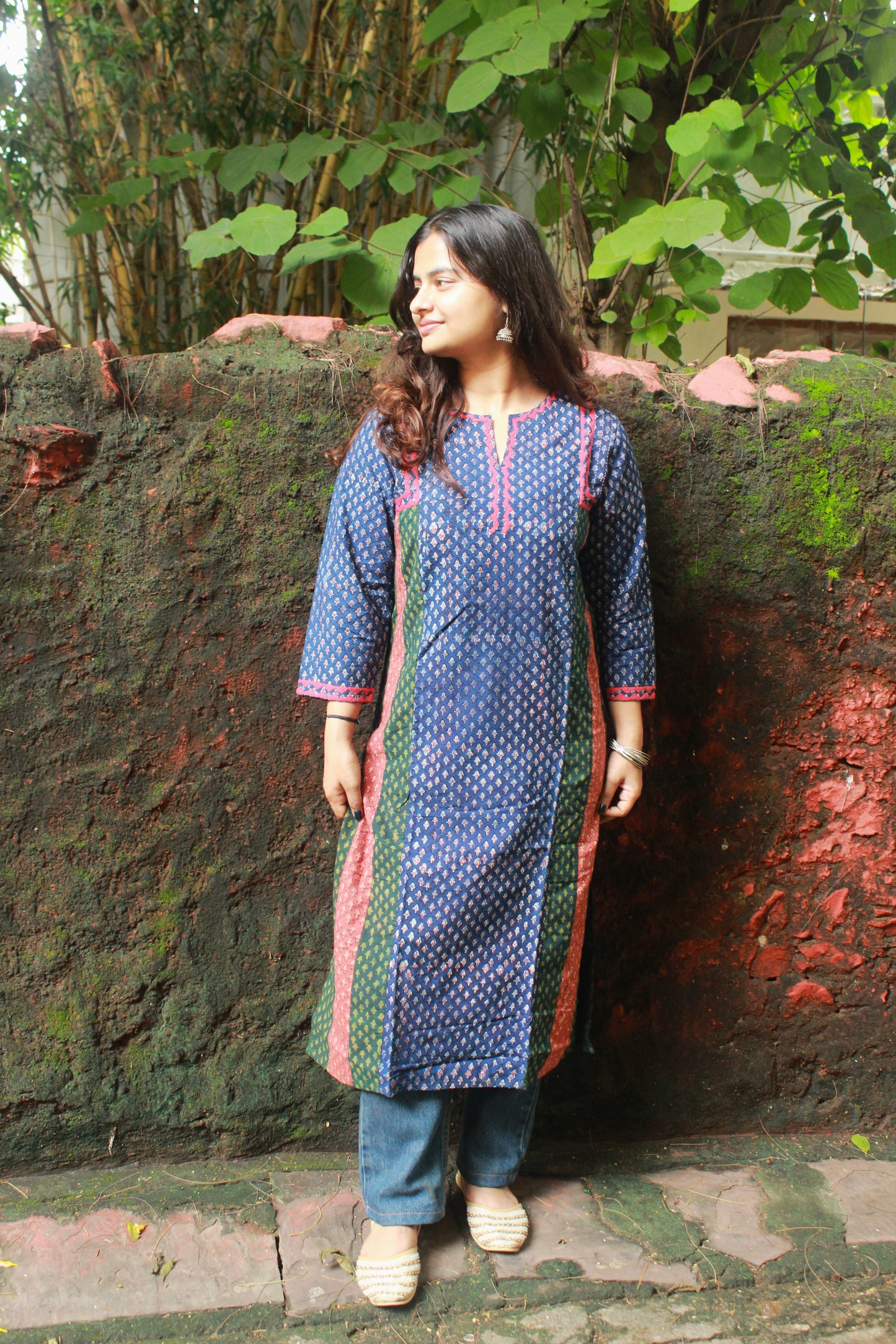 Kali Kurta