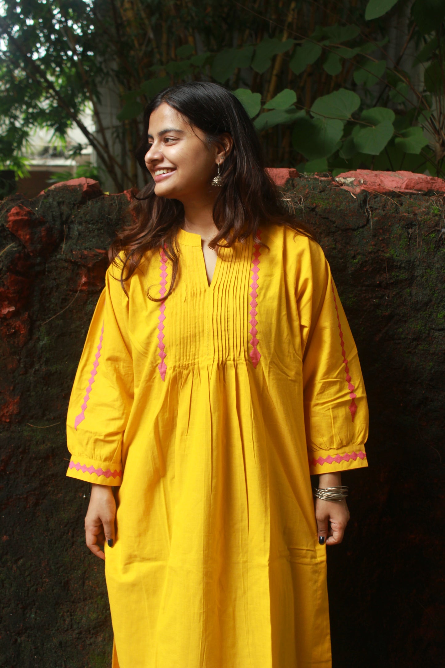 Rivaayat Pintuck Kurta – Dark Mustard