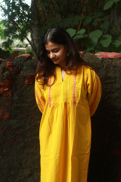 Rivaayat Pintuck Kurta – Dark Mustard