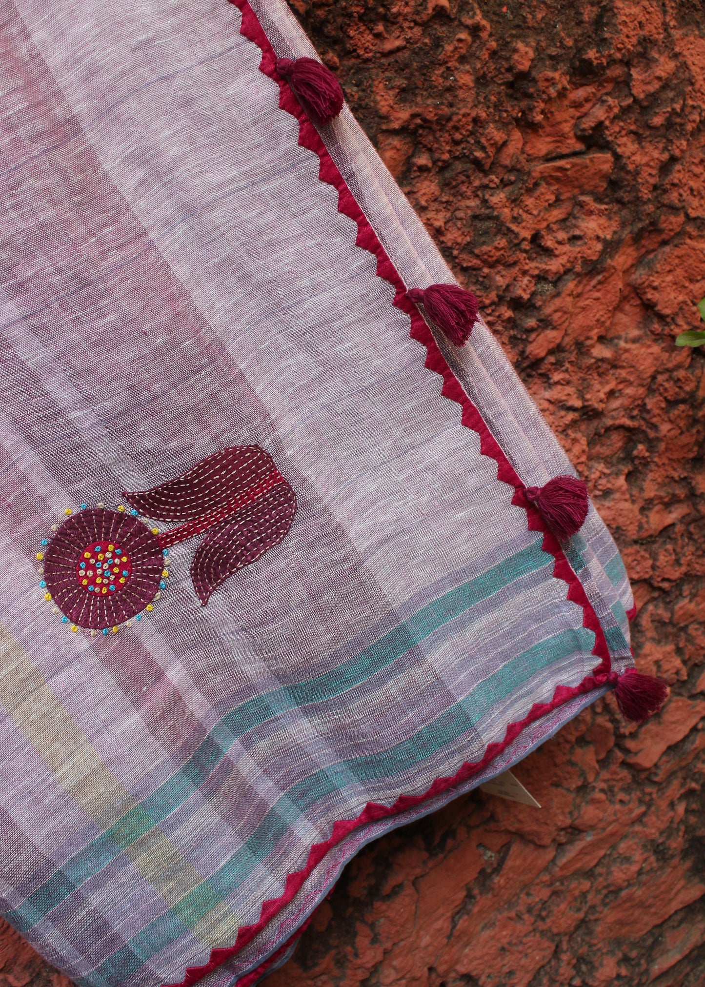 Handcrafted Linen Saree