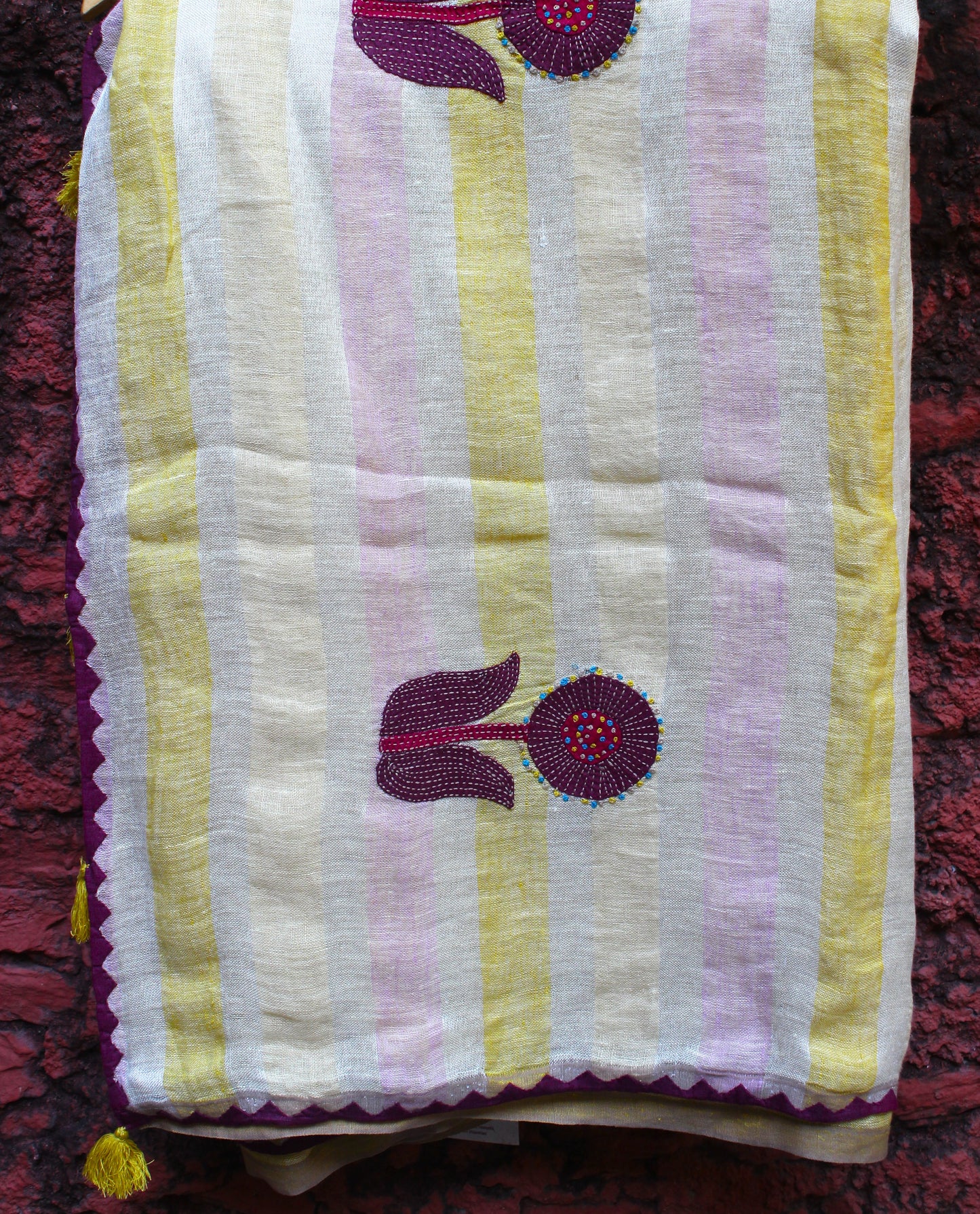 Handcrafted Linen Saree