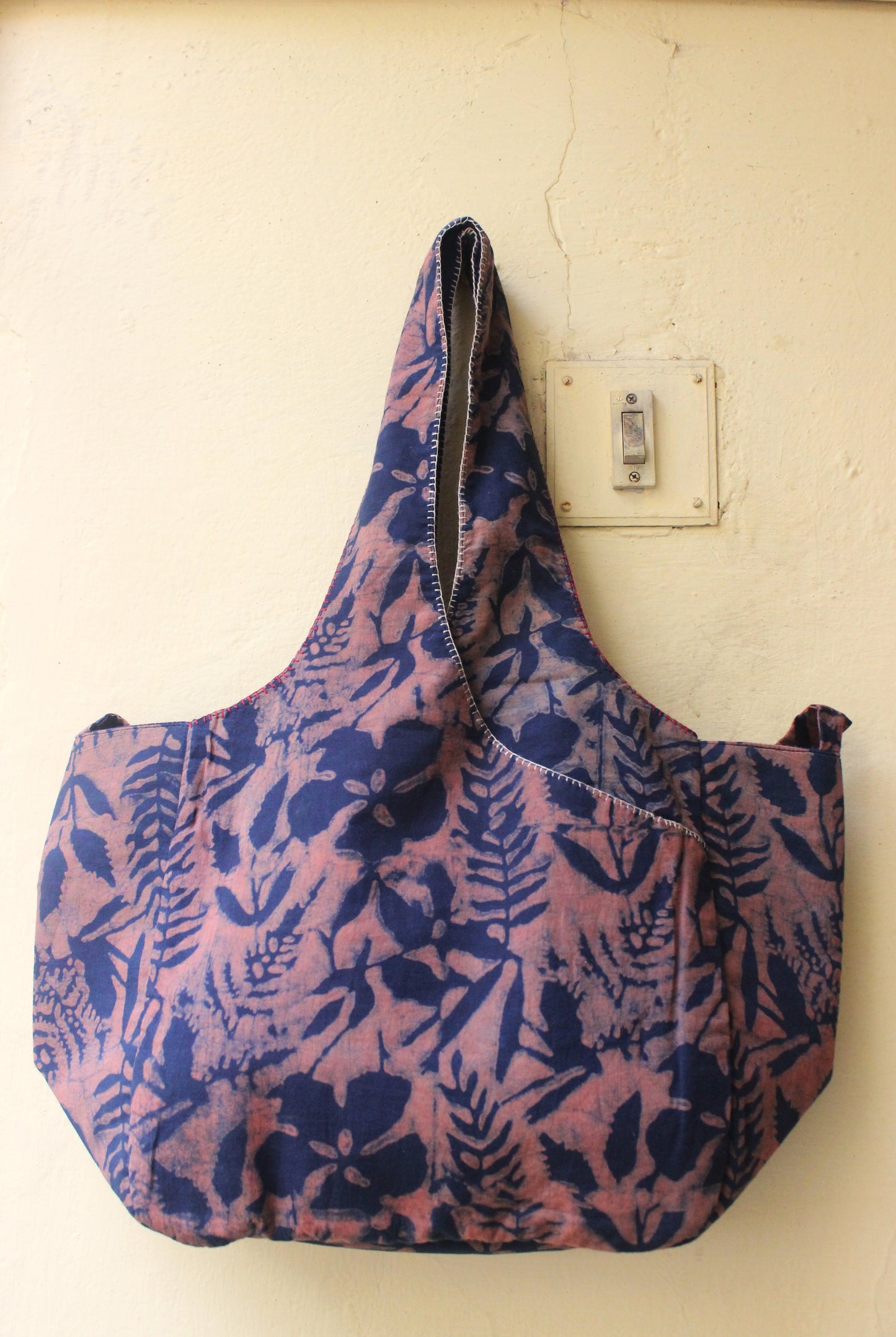 Cross Handles Stylish Tote Bag