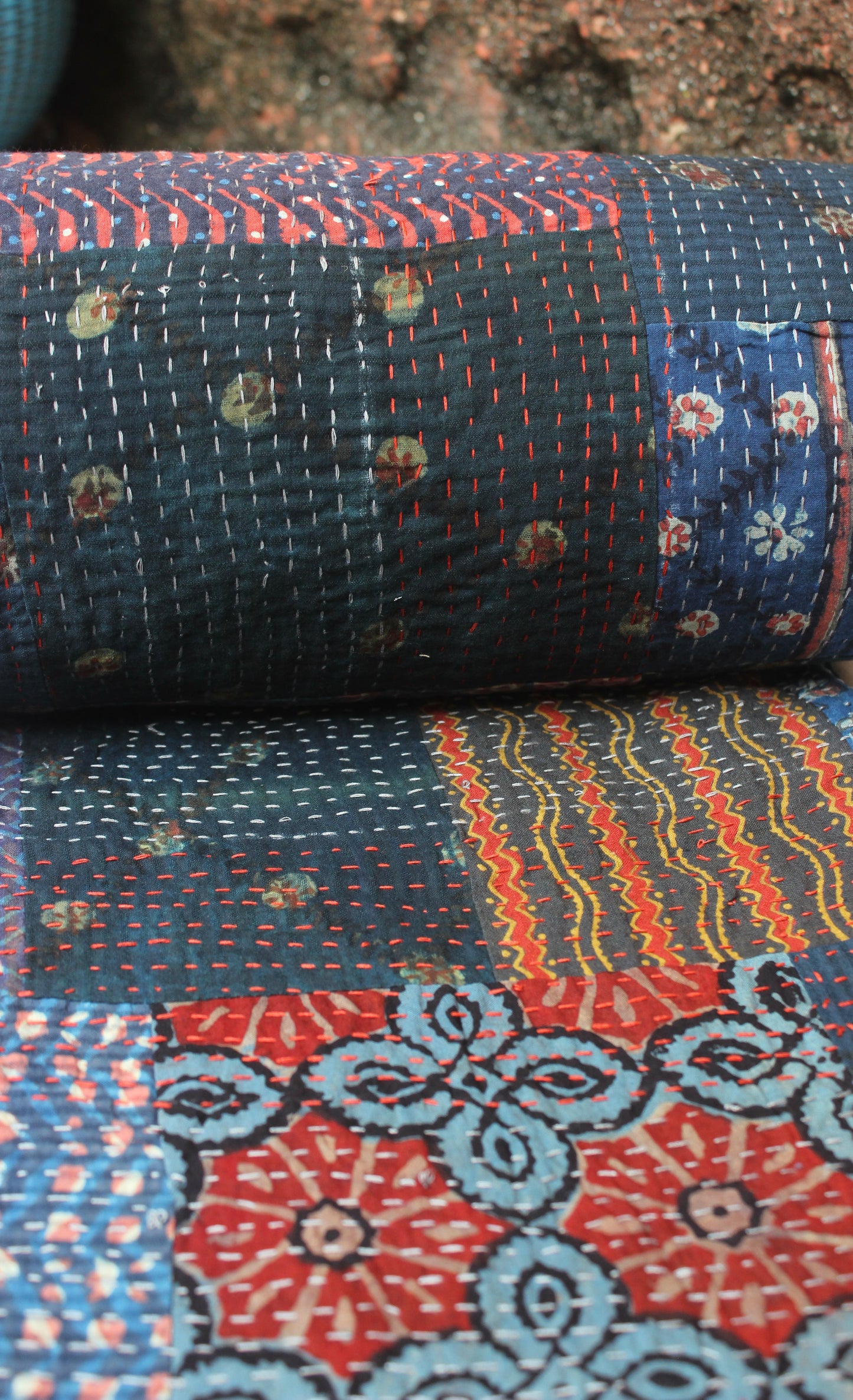 Rangrez Cotton Quilt / Godri