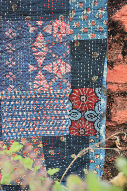 Rangrez Cotton Quilt / Godri