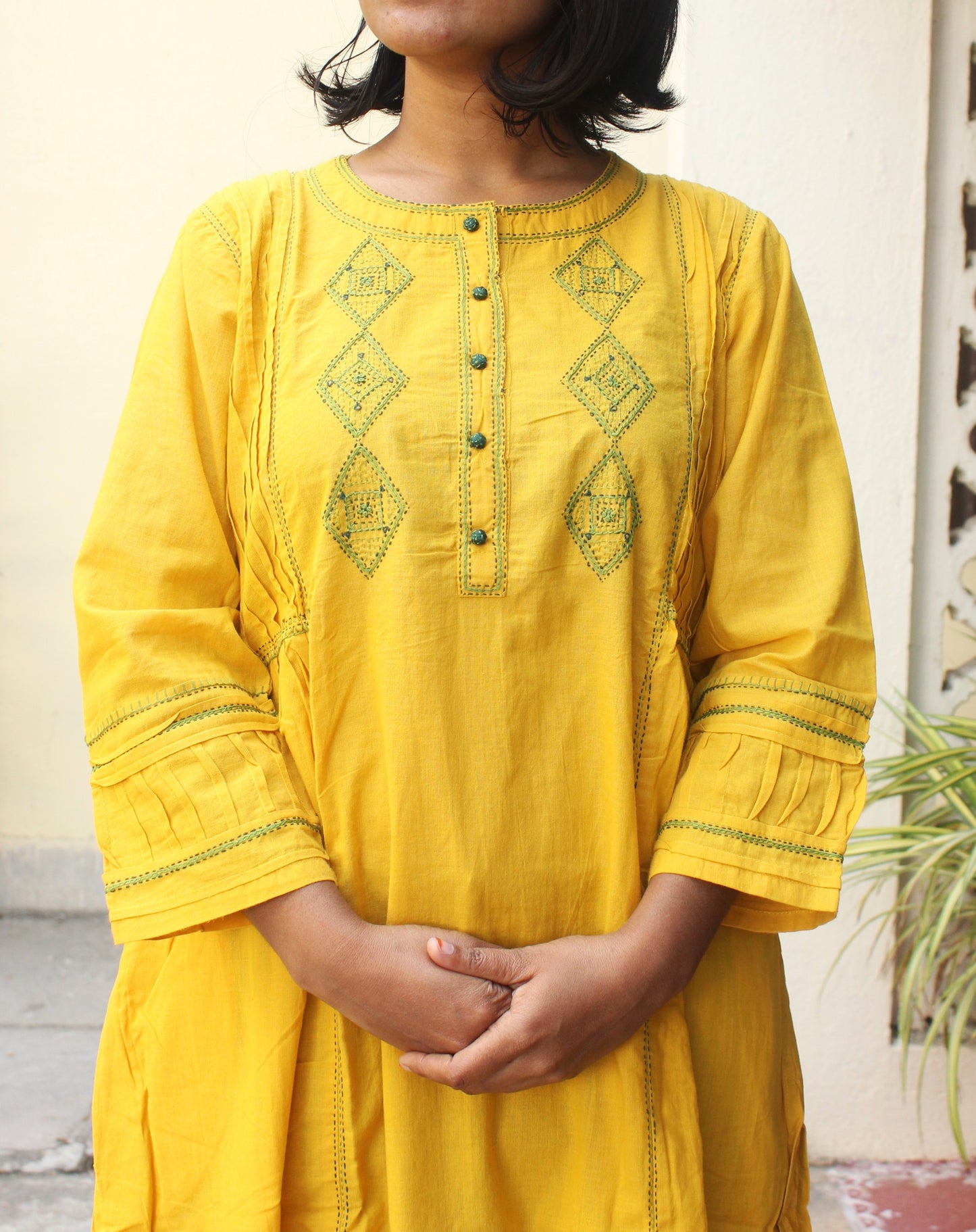 Nazm Pintuck Kurta - Yellow