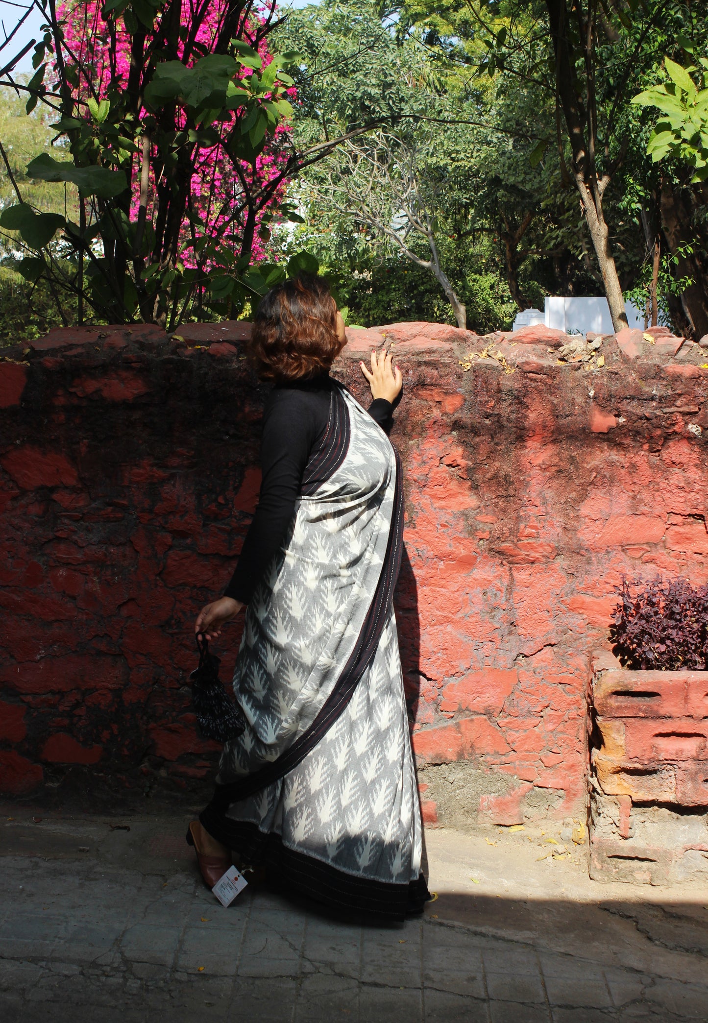 Handcrafted Ikkat Saree - Gray