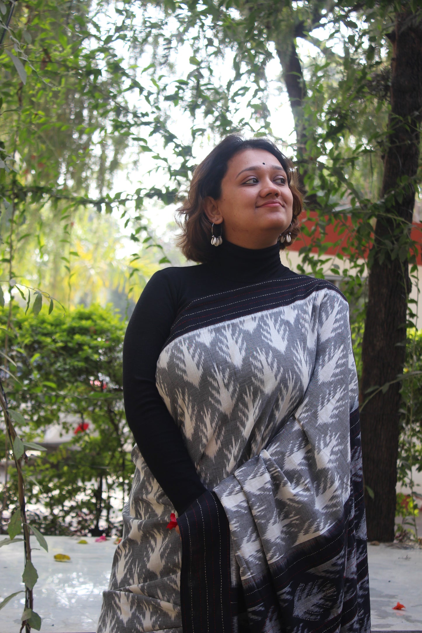 Handcrafted Ikkat Saree - Gray