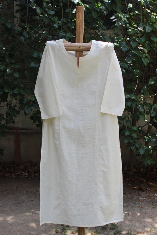 White tanka kurta