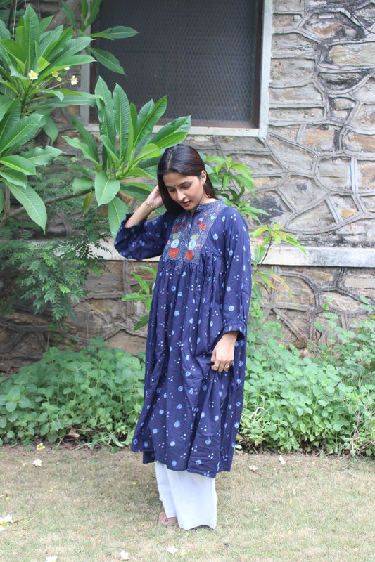 Dark blue bandhani kurta