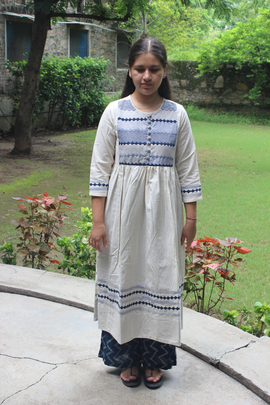 White applique kurta