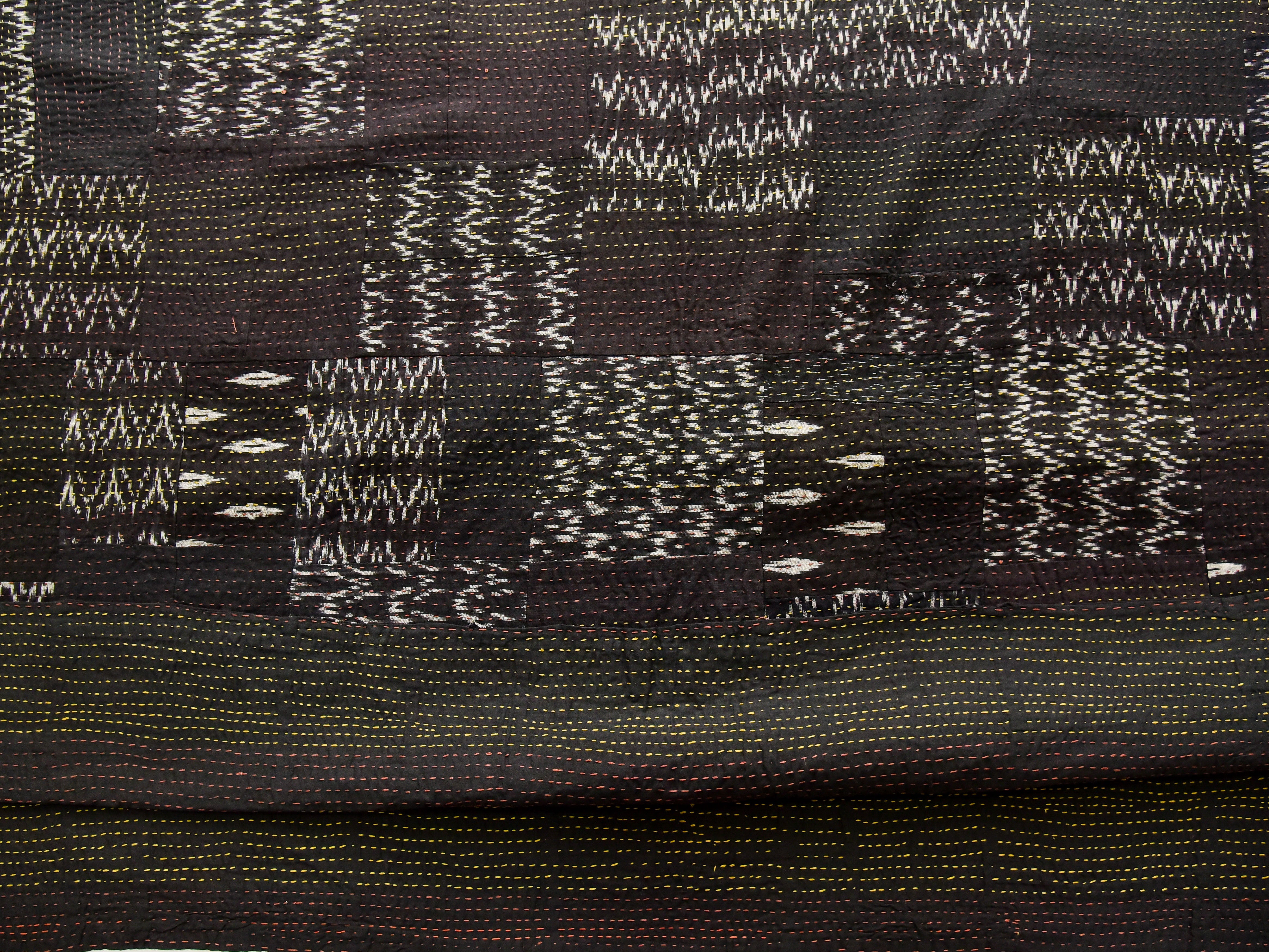 Black Tanka Embroidery Single Bed Gudri